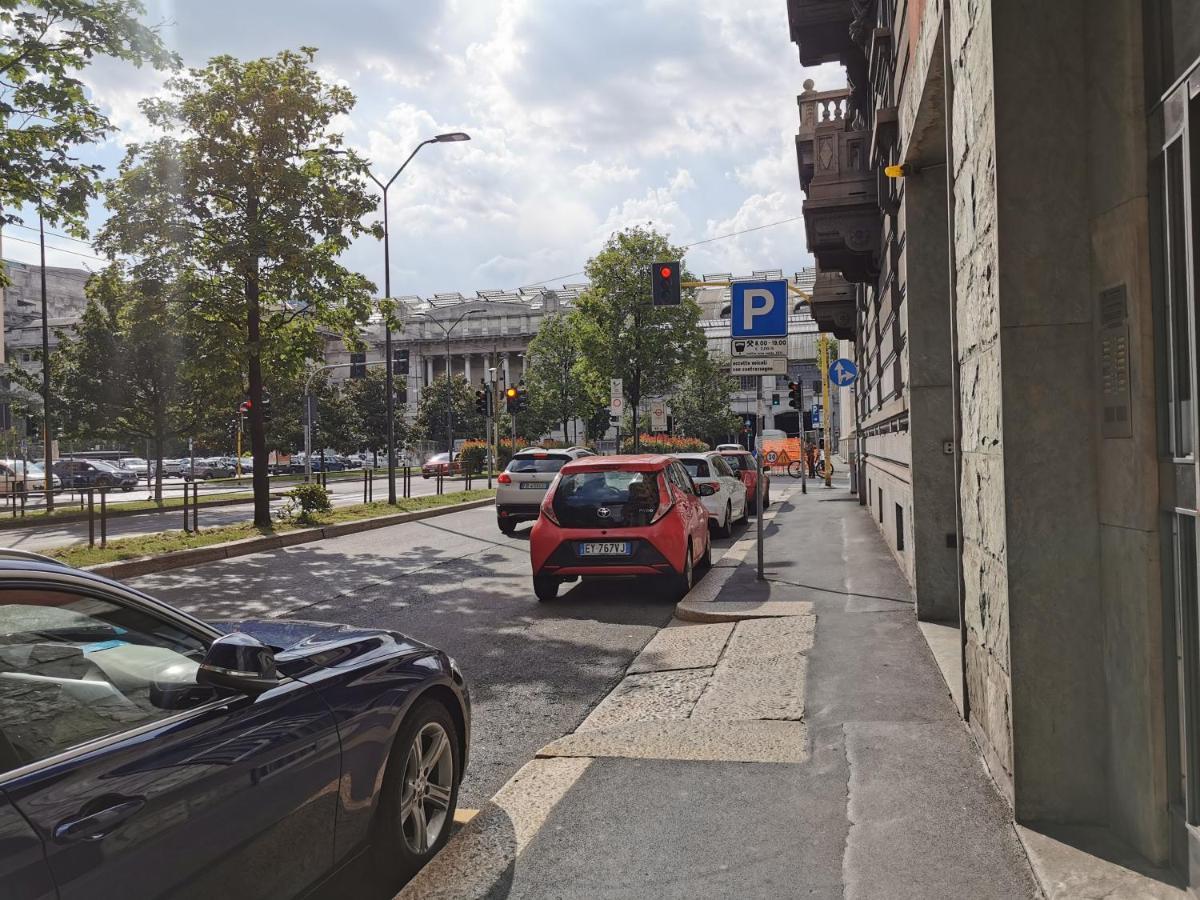 Pergolesi Apartments Milan Luaran gambar